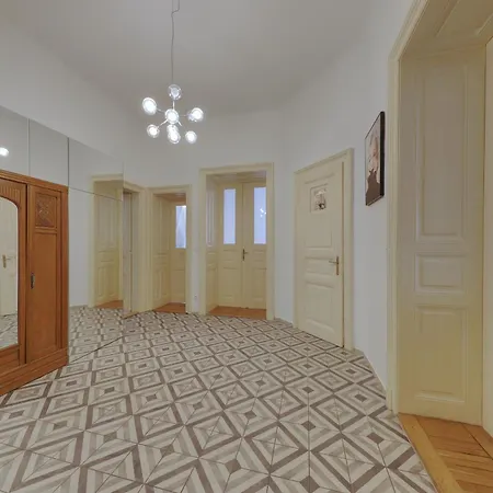 Apartment Beautiful At The Old Town