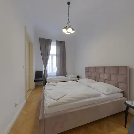 Beautiful At The Old Town Appartement