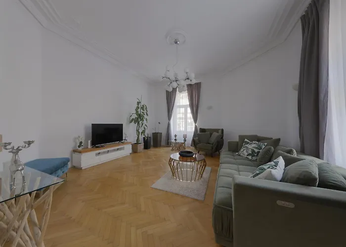 Beautiful At The Old Town Apartamento Bratislava